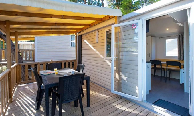 Greoux-les-Bains Casa | Camping Paradis La Pinède**** - Mobile home Cezanne 3 rooms 4 people Air-conditioned