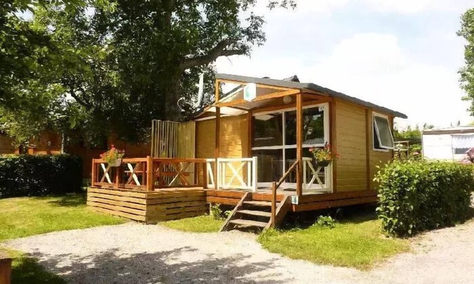 Licques Chalet De Esquí | Camping Pommiers Des 3 Pays**** - Chalet Tonga 3 Rooms 4 People
