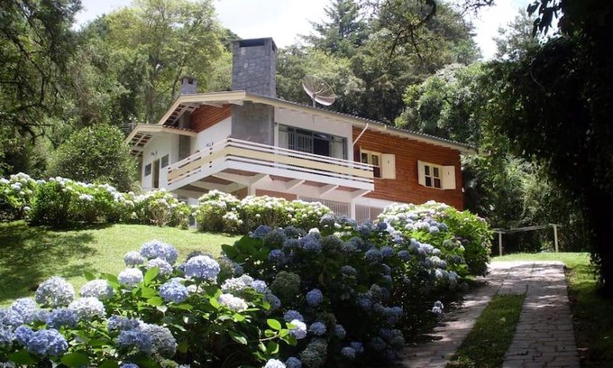 Vila Inglesa Casa | Campos do Jordão - Capivari