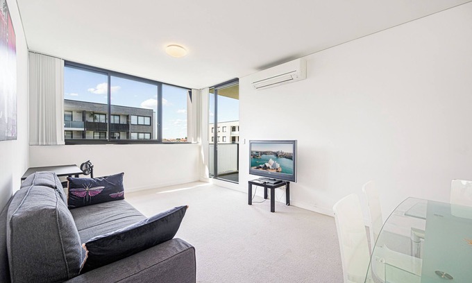 Clemton Park Apartamento | Campsie 2Br near Shopping & Train