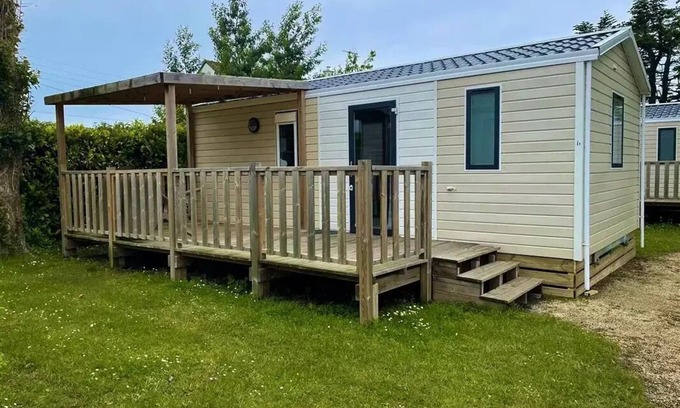 Bidart Casa | Campsite Erreka **** - Privilege Cottage 3 Rooms 4 People + TV