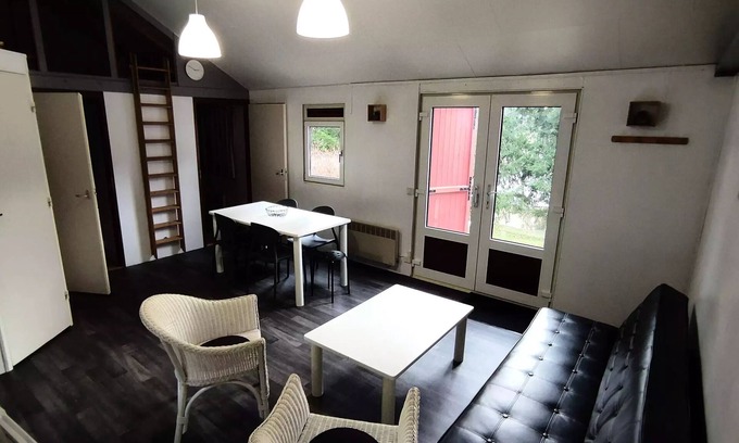 Champagnac-le-Vieux Chalet De Esquí | Campsite La Chanterelle*** - 4 Room Chalet 6 People with TV
