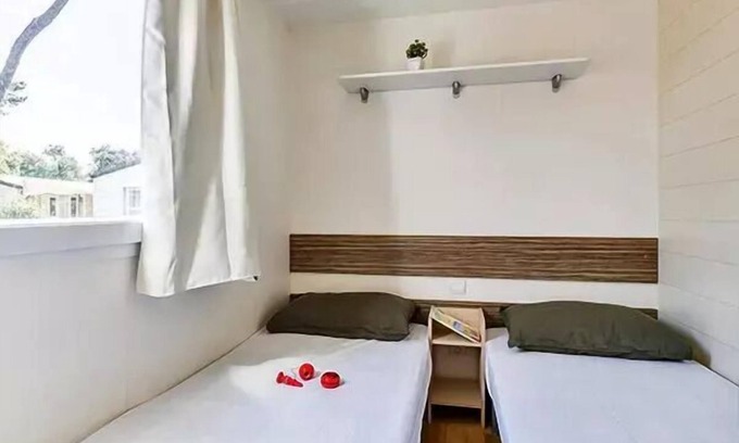 Les Mathes Casa | Campsite La Pinède***** - Comfort XL 3 Room Mobile Home 4 People