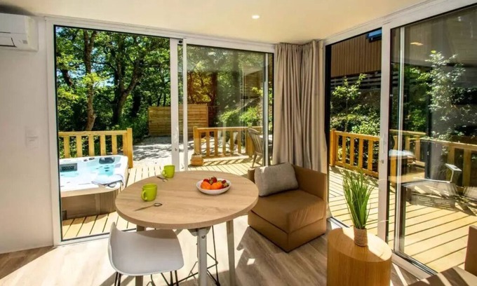Apt Casa | Campsite maeva Breathe Le Luberon **** - Cottage Evasion 2 Rooms 2 People Air-conditioned Private Spa
