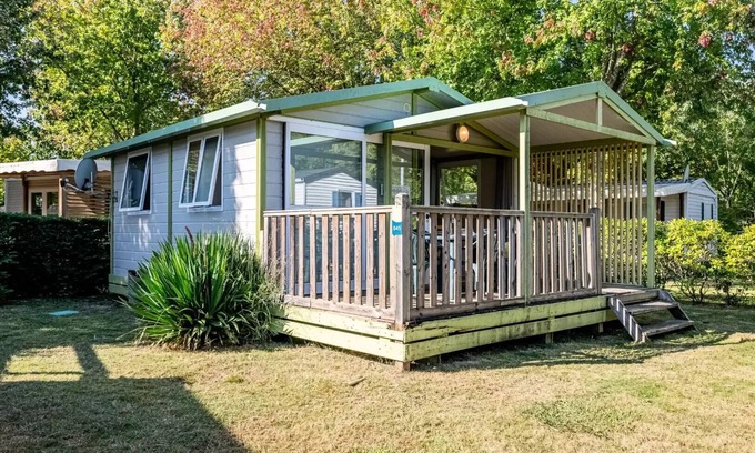 Parentis-en-Born Chalet De Esquí | Campsite maeva Club l'Arbre d'Or **** - 3 Room Chalet 5 People + TV