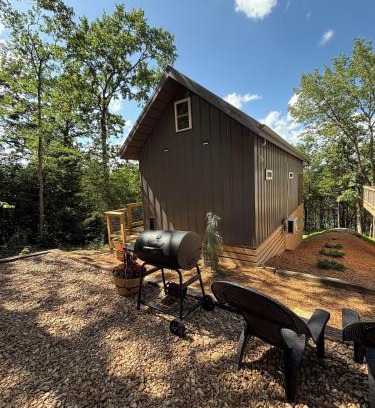 Eagle Rock Casa | Camptown Cabin