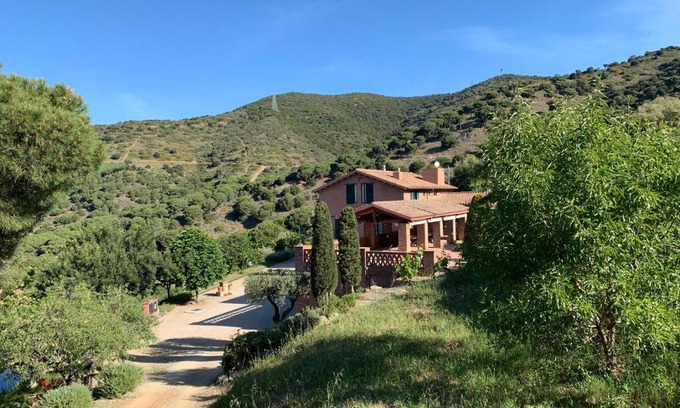 Tiana Casa | Can Ballús Bed&Breakfast