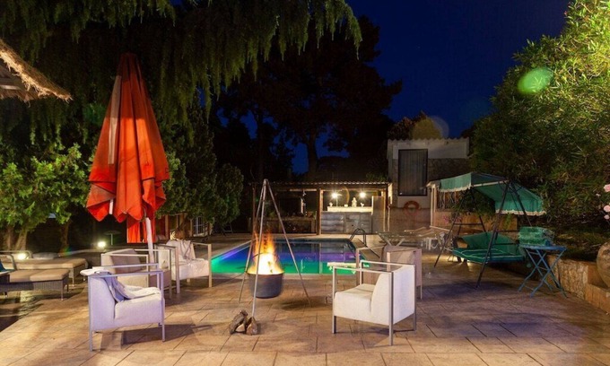 Vidreres Villa | CAN BERNARDI - VILLA DE RECREO Y DESCANSO EN MEDIO DE LA NATURALEZA (21 PAX)
