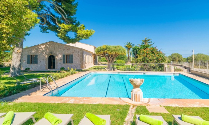 Portocolom Villa | CAN CIREROL - Villa con piscina privada en Porto Colom- Felanitx. WiFi Gratis.