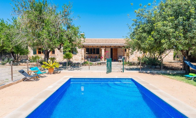 Majorca Villa | CAN RAFALINO - Villa con piscina privada en Inca. WiFi Gratis