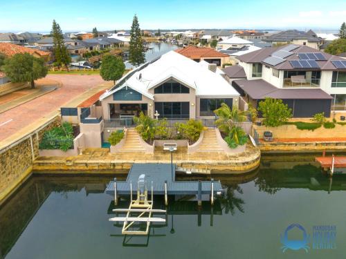 Wannanup Casa | Canal Escape in Wannanup