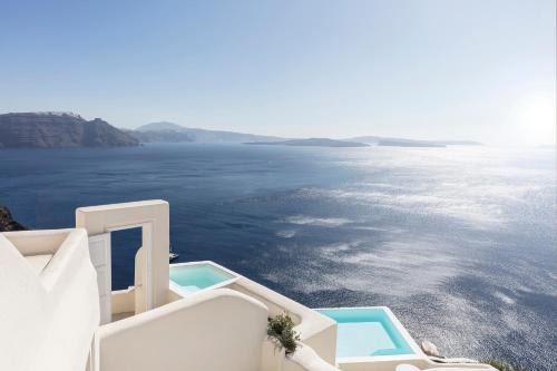 Oia Hotel | Canaves Oia Suites - Small Luxury Hotels of the World