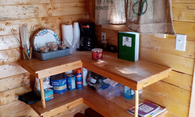 Luther Cabina | Cannabis Creek Cabin (with extras)