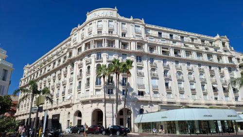Cannes City Centre Apartamento | Cannes Croisette - Studio Palais Miramar - Across the Beach - Next to Carlton Hotel