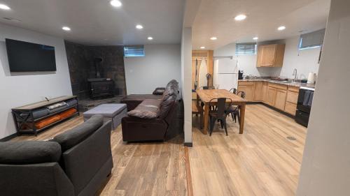 Ogden Apartamento | Canyon Coze - Ski, Board, Sled, Bike, Hike