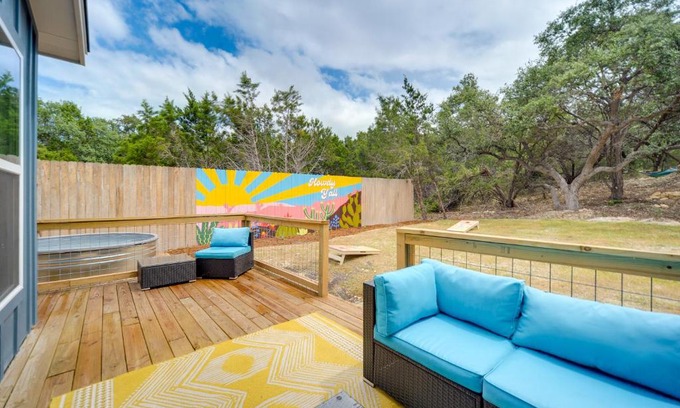 Canyon Lake Casa | Canyon Lake Oasis Backyard and Wraparound Deck!