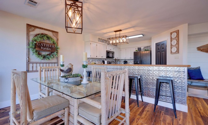 Canyon Lake Condominio | Canyon Lake Vacation Rental w/ Lake Views