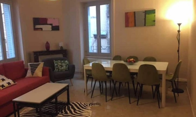 Thiers Apartamento | Cap Coutellerie - Appartement 10 Personnes - Hypercentre de Thiers