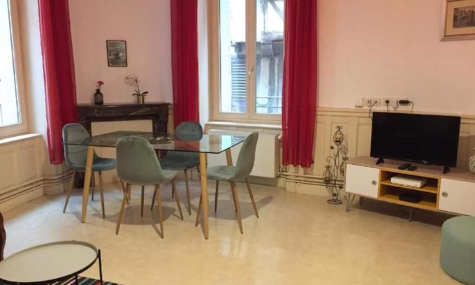 Thiers Apartamento | Cap Coutellerie - Appartement T2 - Hypercentre de Thiers