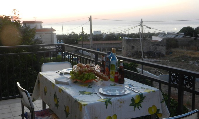 Capaci Apartamento | Capaci - apartamento con vistas al mar - 150 metros de la playa