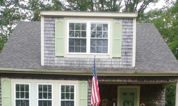 Hyannis Casa | Bungalow de Cape Cod a poca distancia de Main St., también cerca del hospital y la playa