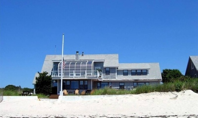 Hyannis Casa | Cape Cod Oceanfront Home con playa privada!