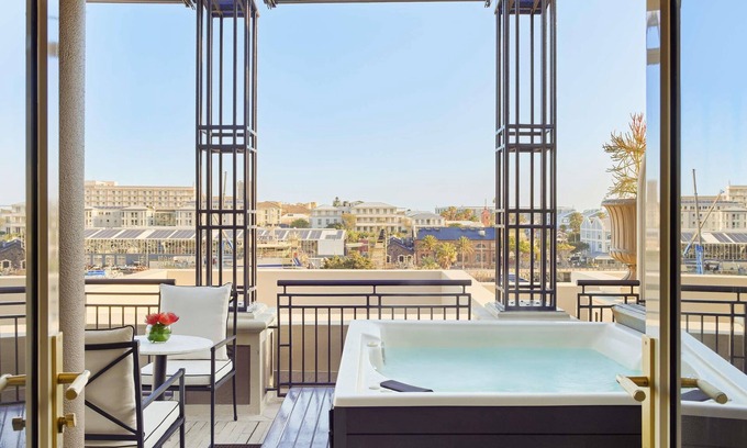 Victoria and Alfred Waterfront Hotel | Cape Grace, A Fairmont Managed Hotel