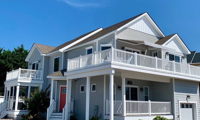 Villas Casa | Cape May / Villas Luxury Bay - Ropa de cama climatizada en la piscina, provistas