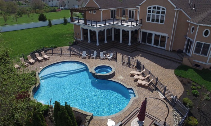 Cape May Casa | ¡Cocina gourmet, enorme piscina enterrada, sala de juegos, área de juegos, playas de Cape May y más!