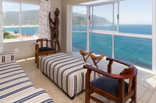 Fish Hoek Casa | Cape-x-ta-Sea
