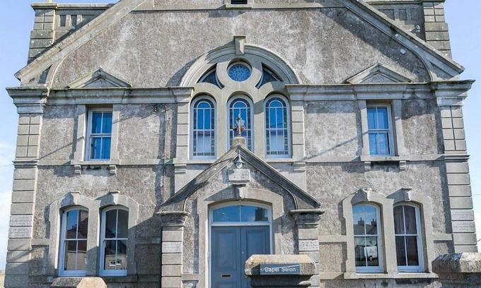 Ty Croes Apartamento | Capel Seion - sleeps 22 guests in 11 bedrooms