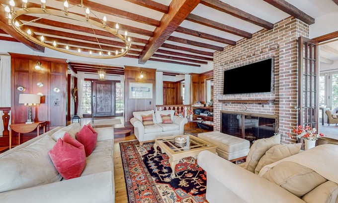 Buzzards Bay Casa | Capeview Estate | House in Bourne