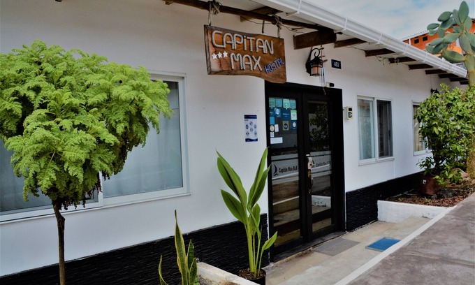 Bahia de la Academia Cama Y Desayuno | Capitan Max B&B