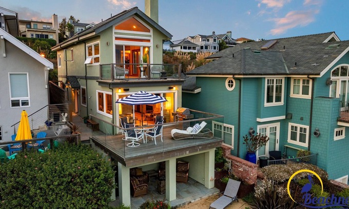 Capitola Casa | Capitola Cliff House