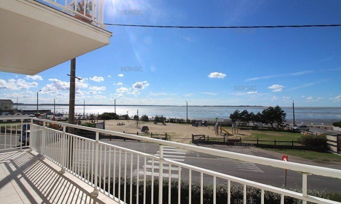 Le Crotoy Apartamento | En una residencia reciente frente al mar
