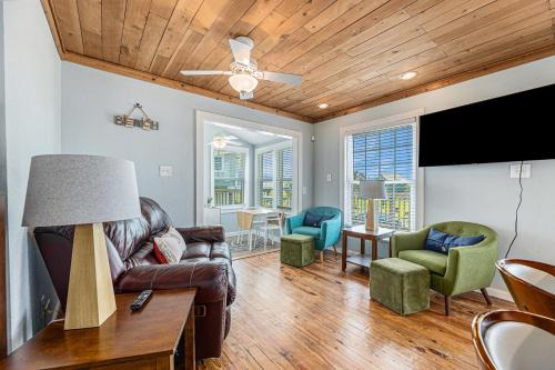 Pirates Beach Casa | Captain Dan's Beach House