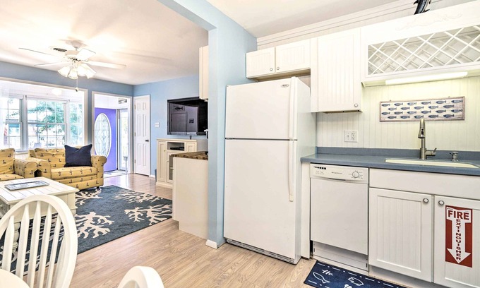 Village Green Casa | Captain's Quaders 2 Bedroom Home by RedAwning