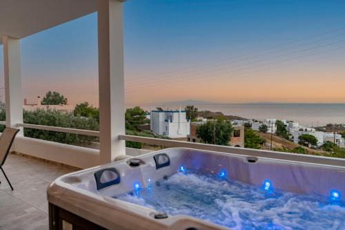 Megas Gialos Casa | Captain View