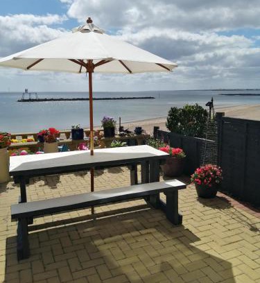 Newbiggin-by-the-Sea Casa | Captains Lodge