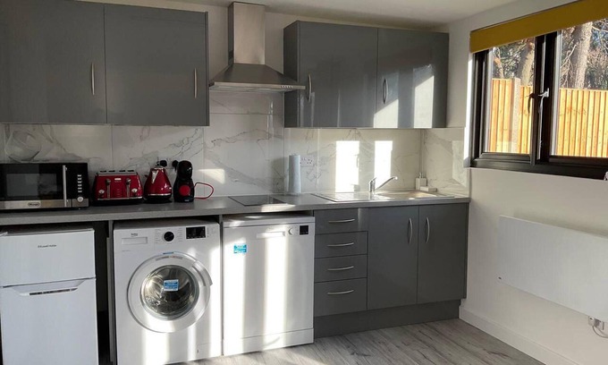 West Hendon Apartamento | Captivating 1-bed Studio in London