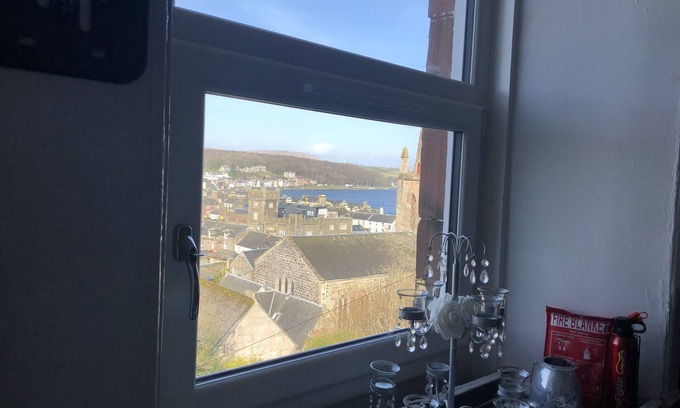 Rothesay Apartamento | Captivating 2-bed Apartment in Isle of Bute