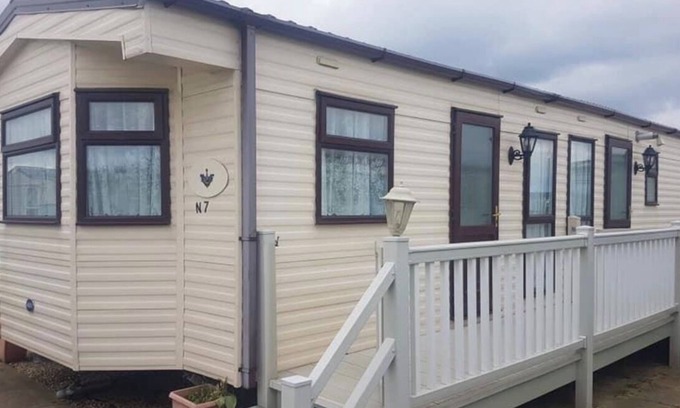 Mablethorpe and Sutton Chalet De Esquí | Captivating 2-Bed Carvavan in Mablethorpe