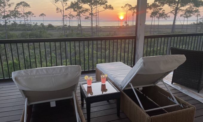 Port St. Joe Casa | Captivating Bay Front home with stunning sunsets New dock/kayak launch in 2025!