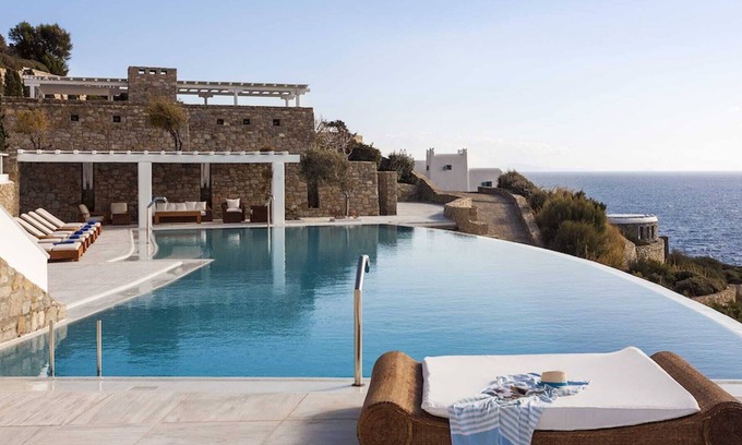 Mykonos Villa | Captivating Deluxe Villa with Breathtaking Infinity Pool View