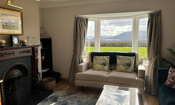 Killarney Casa | Captivating views of Killarney’s Lakes and Mountains Comfortable house.