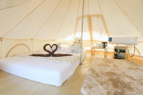 Thepha Otro | Caravan Glamping Songkhla