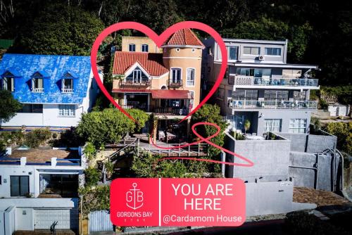 Gordons Bay Central Casa | Cardamom Cottage, sleeps 3 and 1 min walk to beach