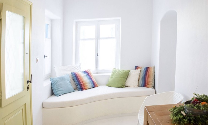 Glinado Apartamento | Care Naxos Adorable traditional village two bedroom apartment