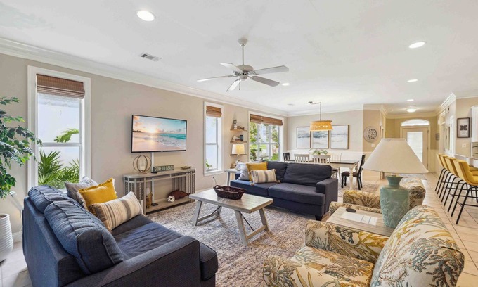 Fort Walton Beach - Destin Casa | Carefree Living, Family Friendly