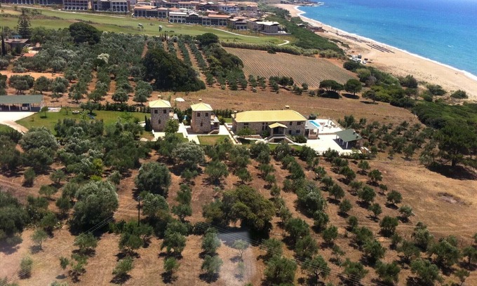 Romanos Casa | Caretta A en Villa Yialenia Estate